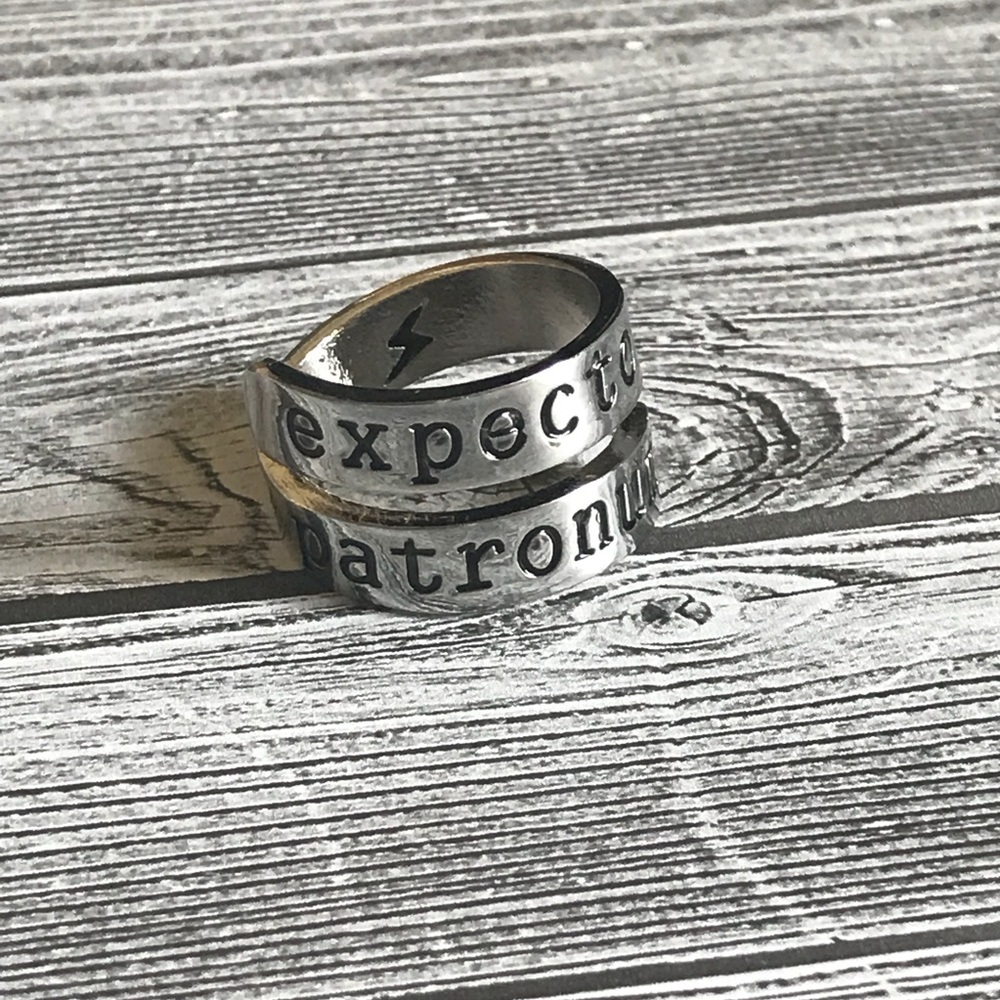 🆕 HP Expecto Patronum Wrap Ring